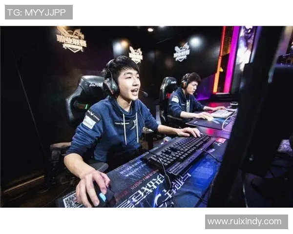 你知道哪些足球明星的名字和他们的成就吗让我们一起聊聊他们的故事吧 你知道哪些足球明星的名字和他们的成就吗让我们一起聊聊他们的故事吧