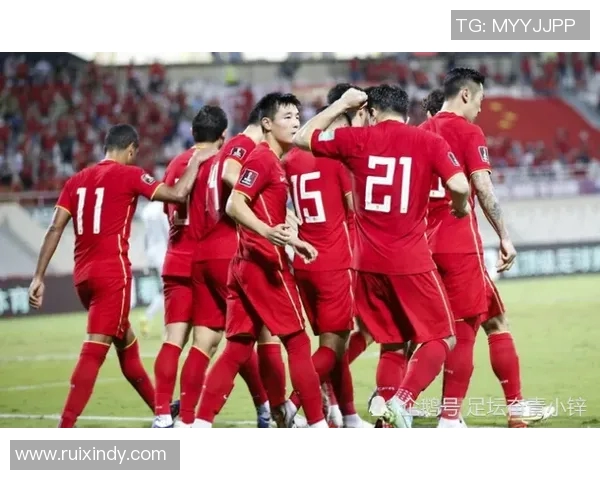 最有斗志的足球明星们如何在逆境中崛起成就辉煌人生