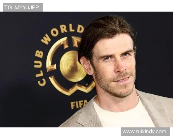 英国足球明星巅峰退役后的传奇人生与未来发展之路探讨 英国足球明星巅峰退役后的传奇人生与未来发展之路探讨