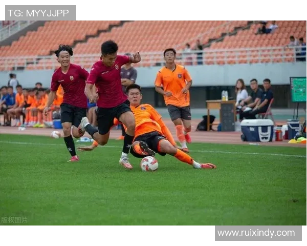 足球明星与军事风采完美结合的高清照片集锦 足球明星与军事风采完美结合的高清照片集锦